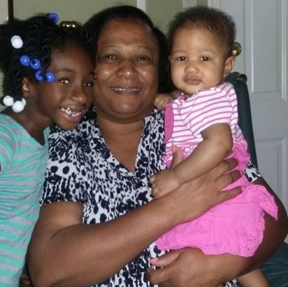 Meet your Posher, Cynthia